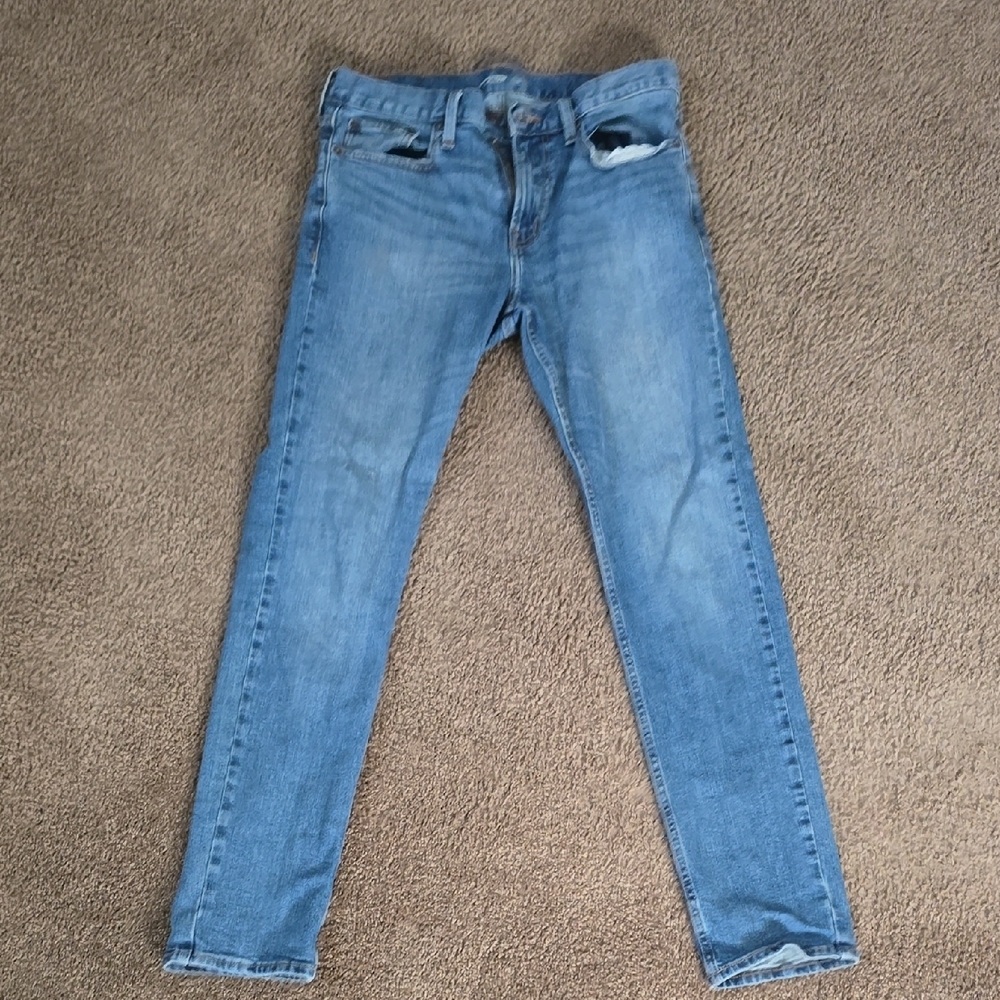 Stylish Blue Distressed Jeans 32 X 32